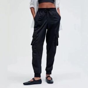 Lululemon Dance Studio Relaxed-Fit Mid-Rise Cargo Jogger Brown/Taupe Size Small